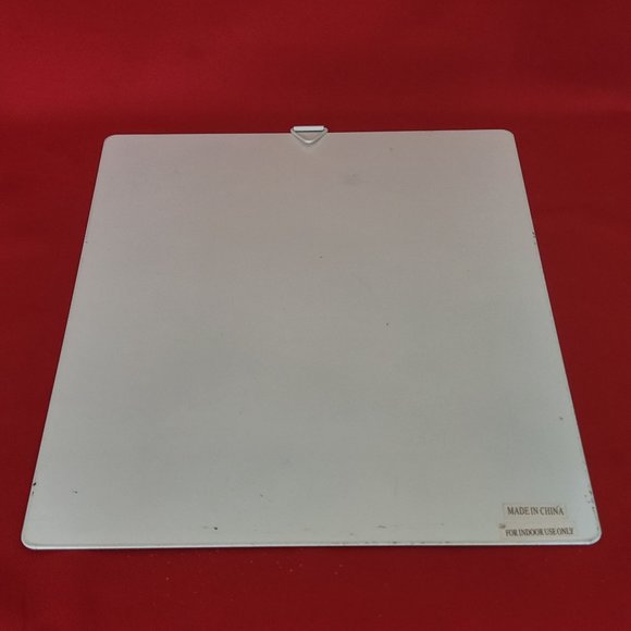 Metal Sign Warning Objects May Be Larger Than They Appear - Picture 4 of 10